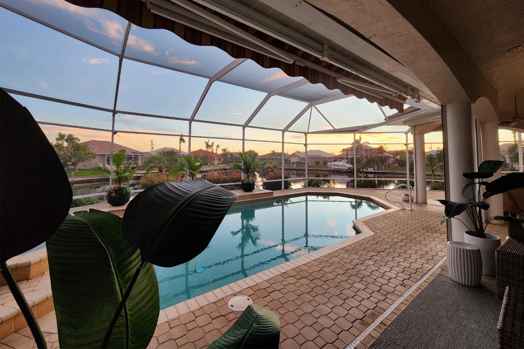 Pool Cage Screens